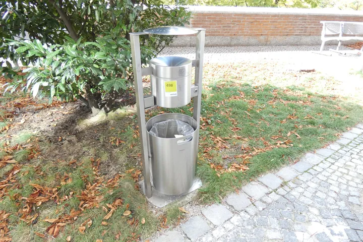 Edelstahl - Ascher-/Abfallsäule mit Abfallbehälter, Bodenmontage